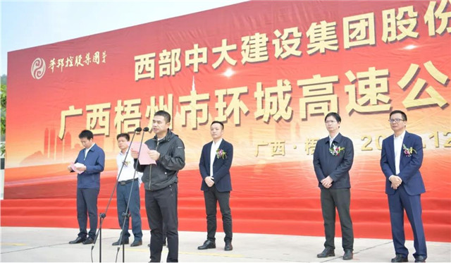 1544409279805597.jpg 03.jpg