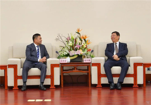 1547517695670263.jpg 01.jpg