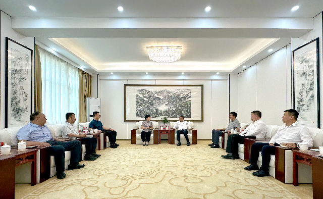 1749603965550396.jpg 6403.jpg