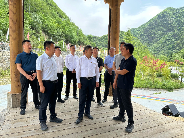 1749604083603550.jpg 6406.jpg